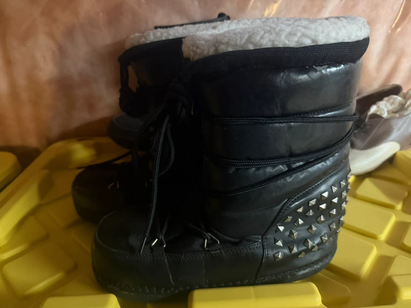 Moon boot Studded Winter Boots