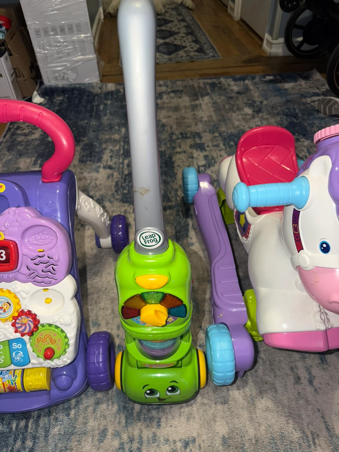 VTech Learning Walker & LeapFrog Vacuum 4 items - photo 2