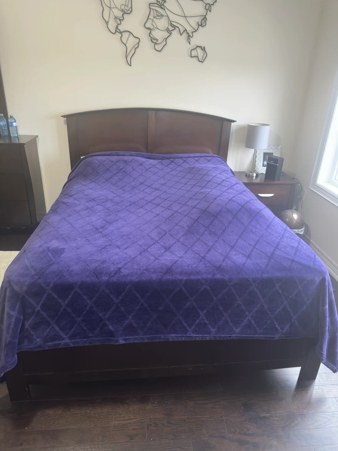 Queen Size bed set 🧡