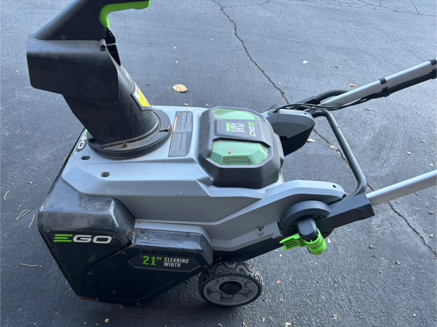 EGO 56-Volt Cordless Snow Blower SNT2100 - photo 3