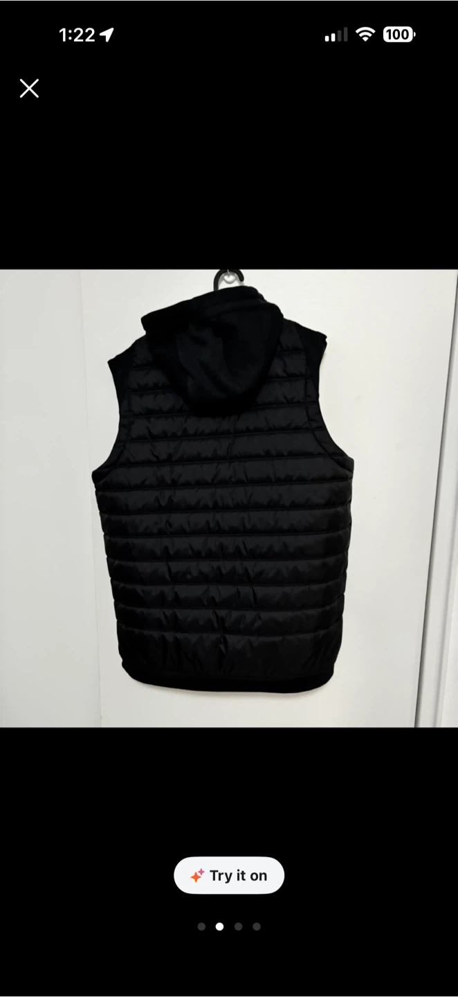 Nike Standard Fit Black Puffer Vest - Size L - photo 2