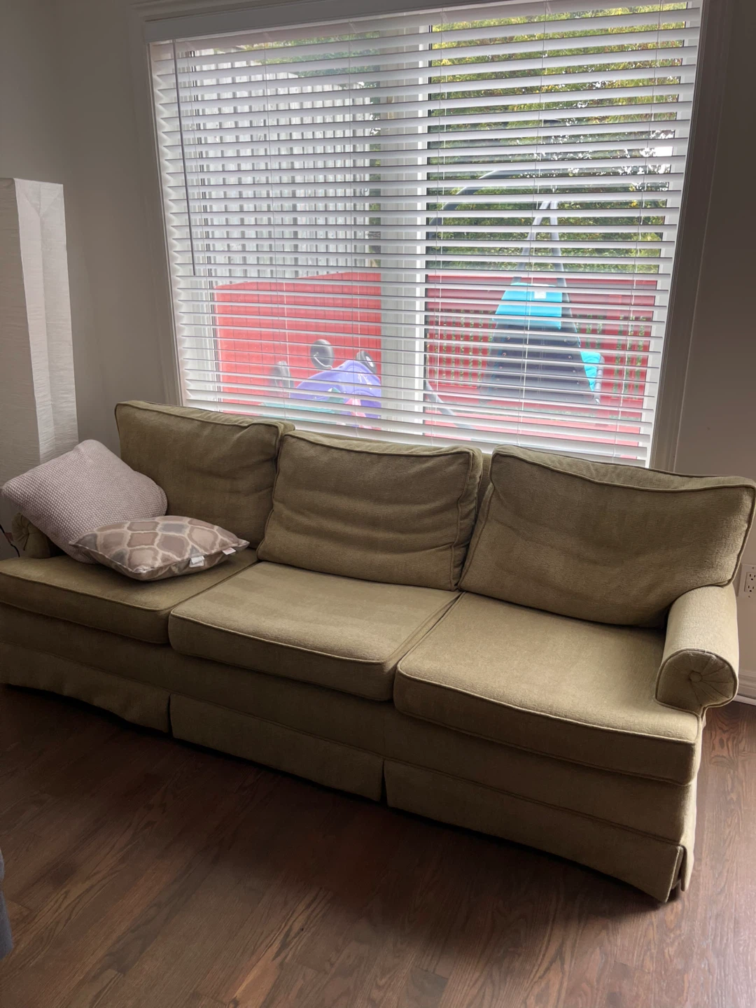 “❤️” Green Sofa