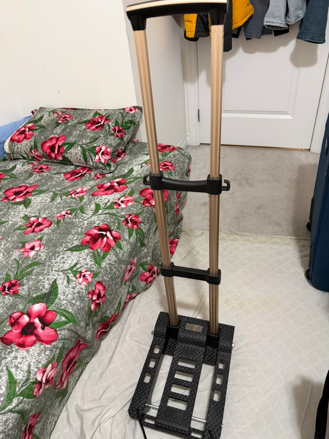 Luggage Cart - Folding Hand Truck - photo 2