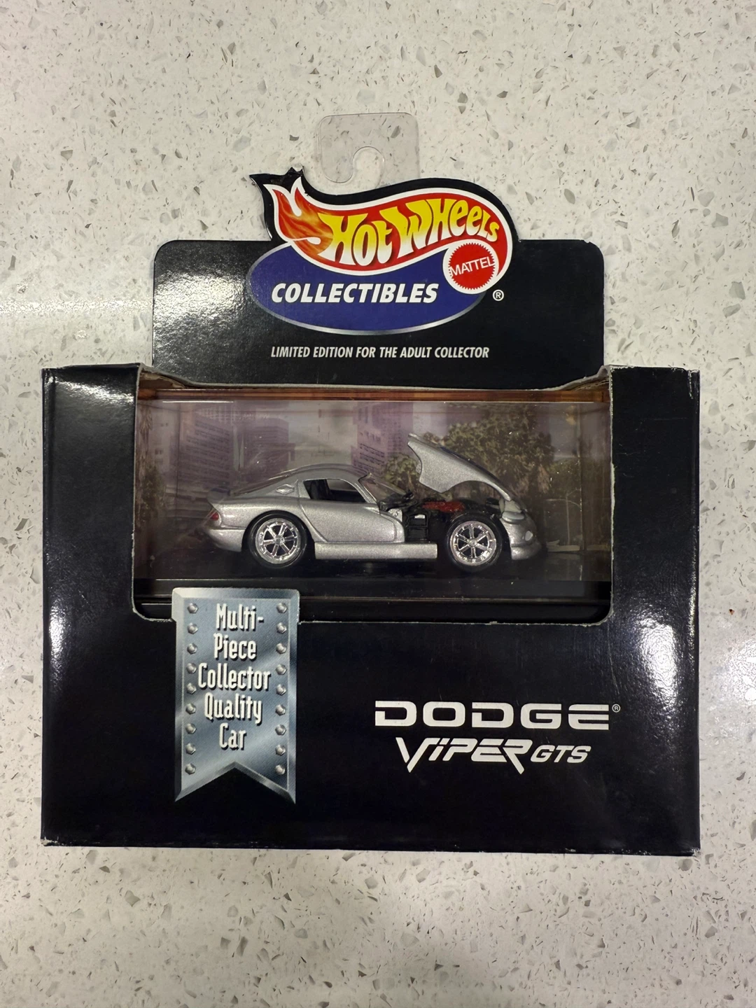 Hot Wheels Limited Edition Collectible Dodge Viper GTS