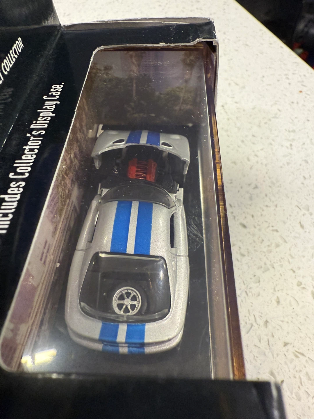 Hot Wheels Limited Edition Collectible Dodge Viper GTS - photo 3