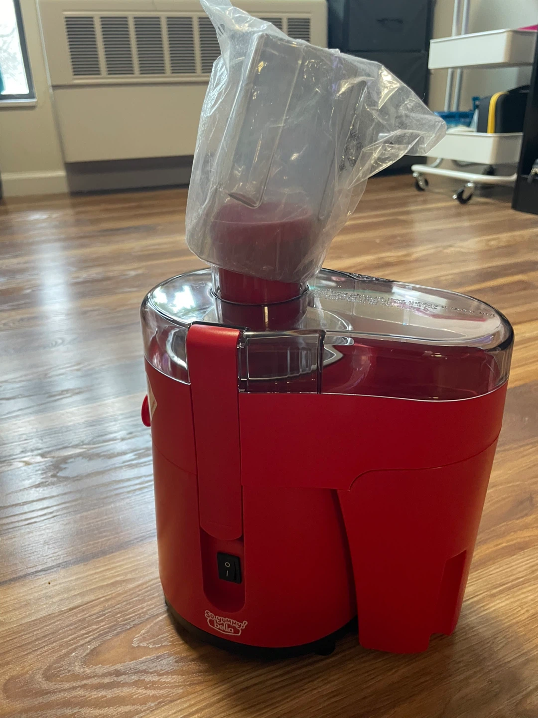 So Yummy! Bella Juicer - Red