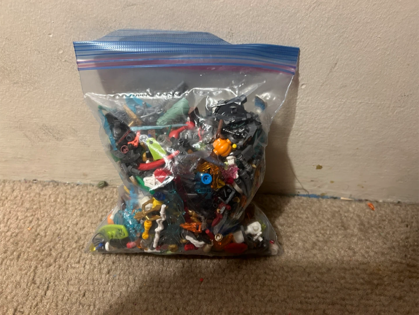 Lego Mixed Lot - Parts & Minifigs - photo 5