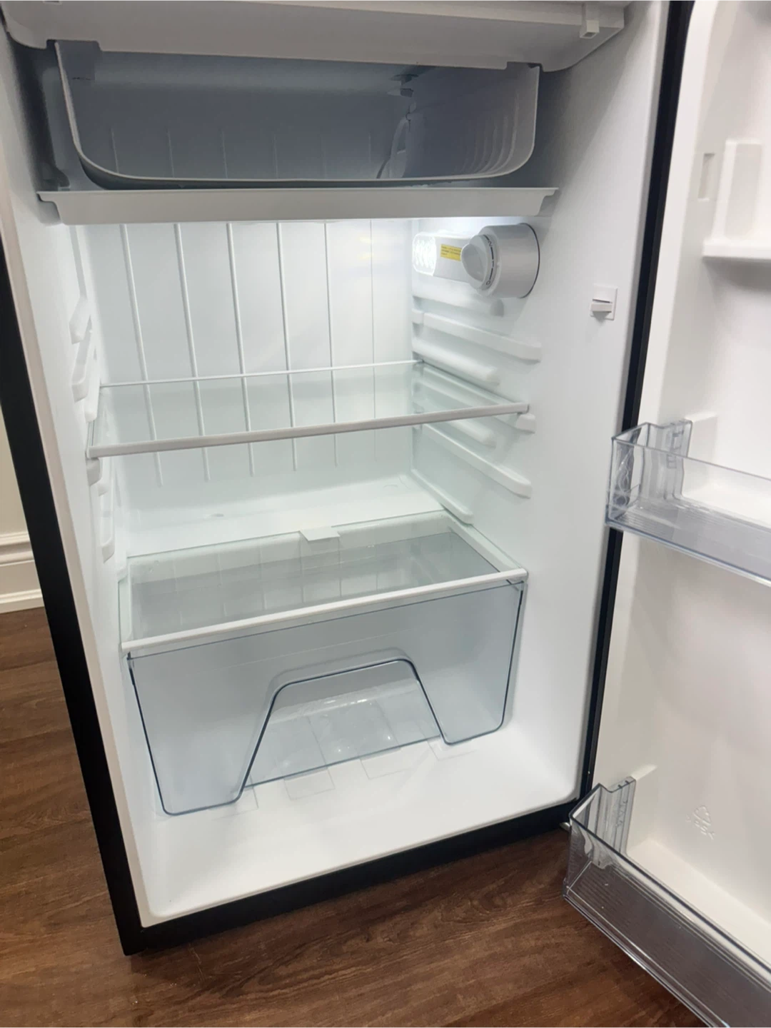 Vissani Black Mini Fridge