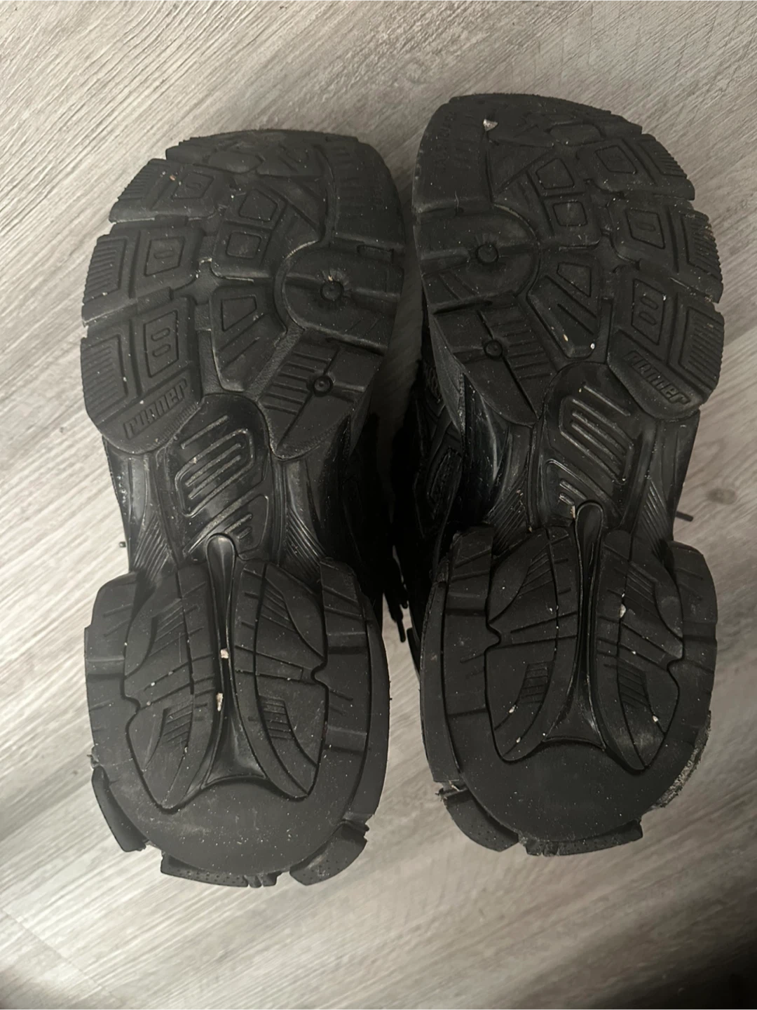 Balenciaga Runner Sneakers, Size 10 (US) - photo 5