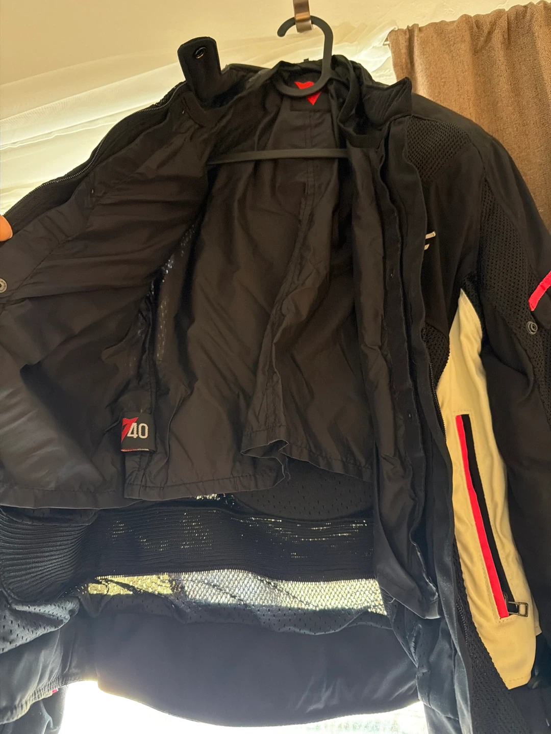 Dainese Motorcycle Jacket Size 40 - photo 2