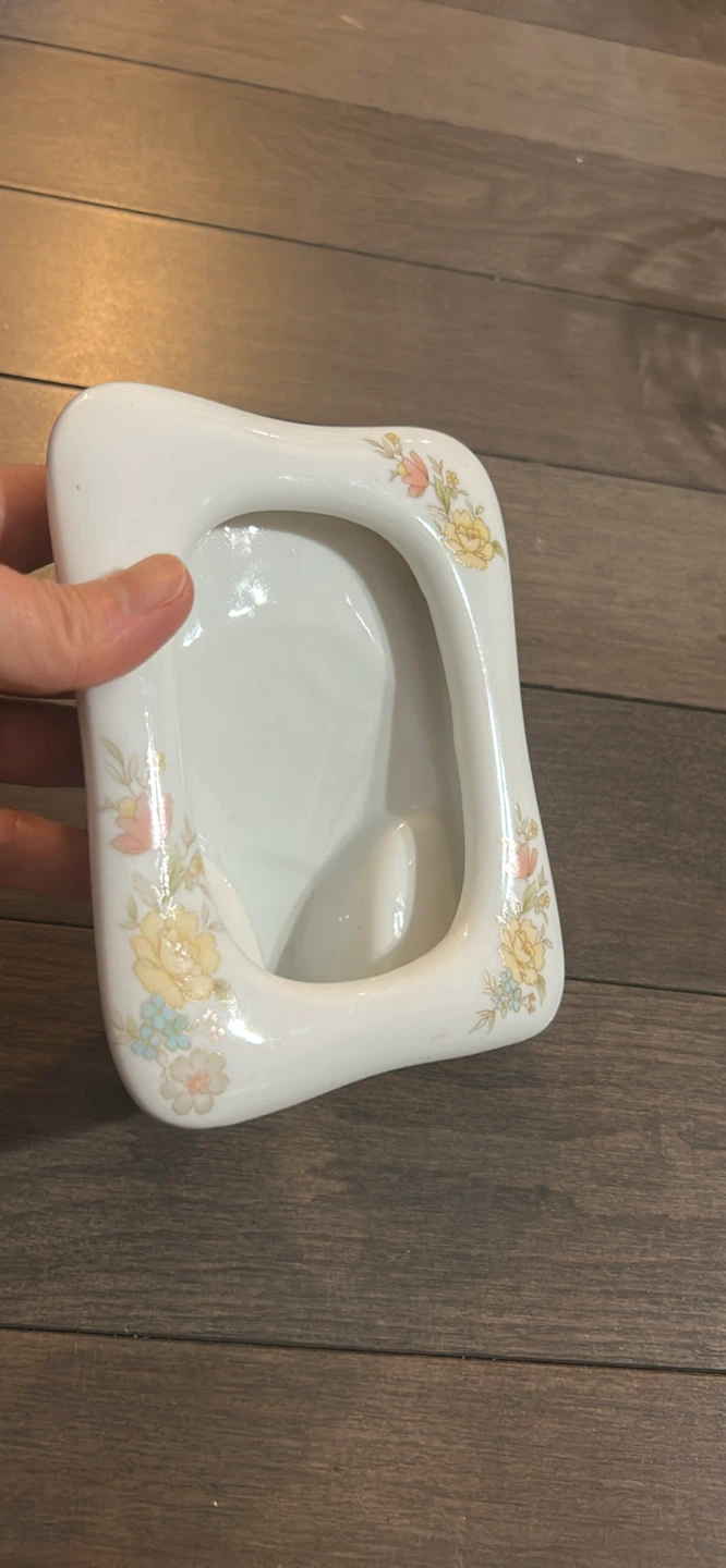 Floral Ceramic Picture Frame - photo 3
