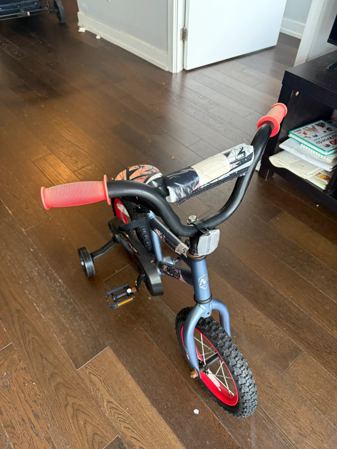 Kids' Training Bike - Great Condition! - photo 2
