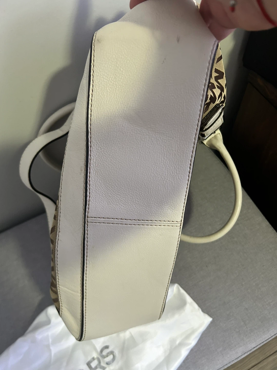Michael Kors Beige/Brown MK Logo Satchel - photo 4