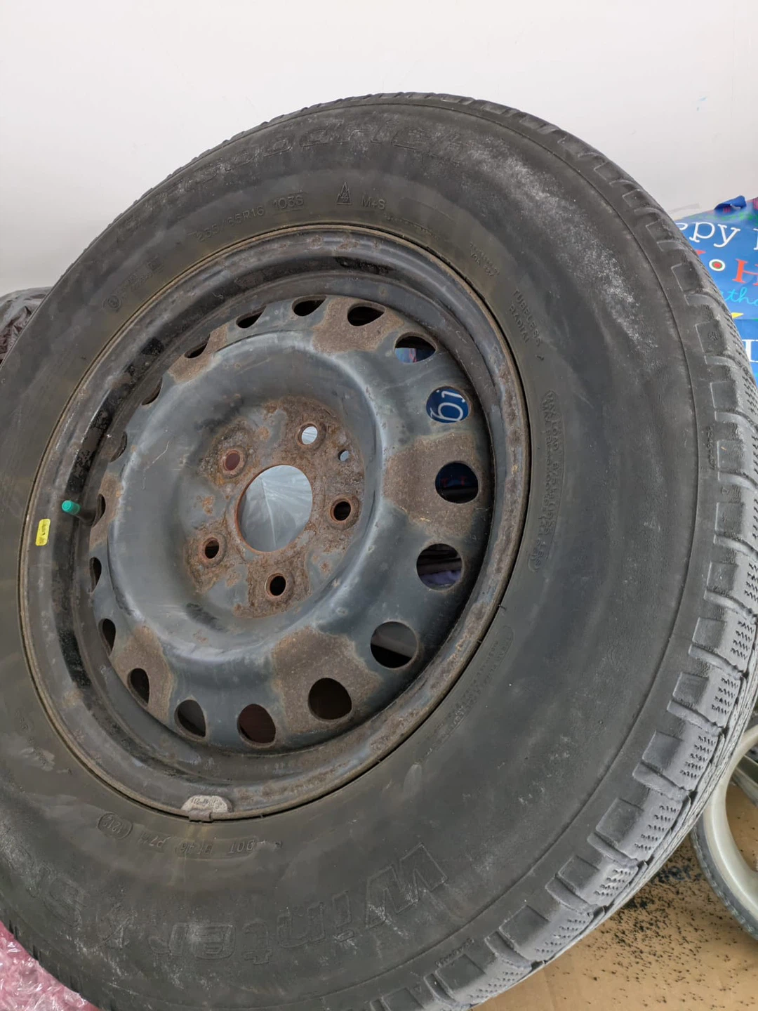 Winter Tires 235/65R16 with rims - photo 2