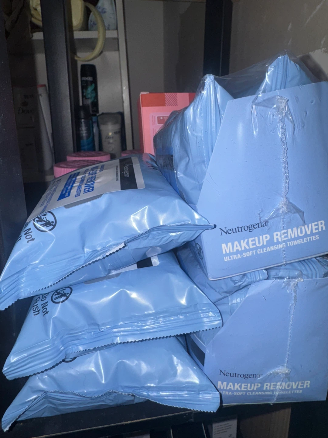 Neutrogena Makeup Remover Cleansing Towelettes - photo 2