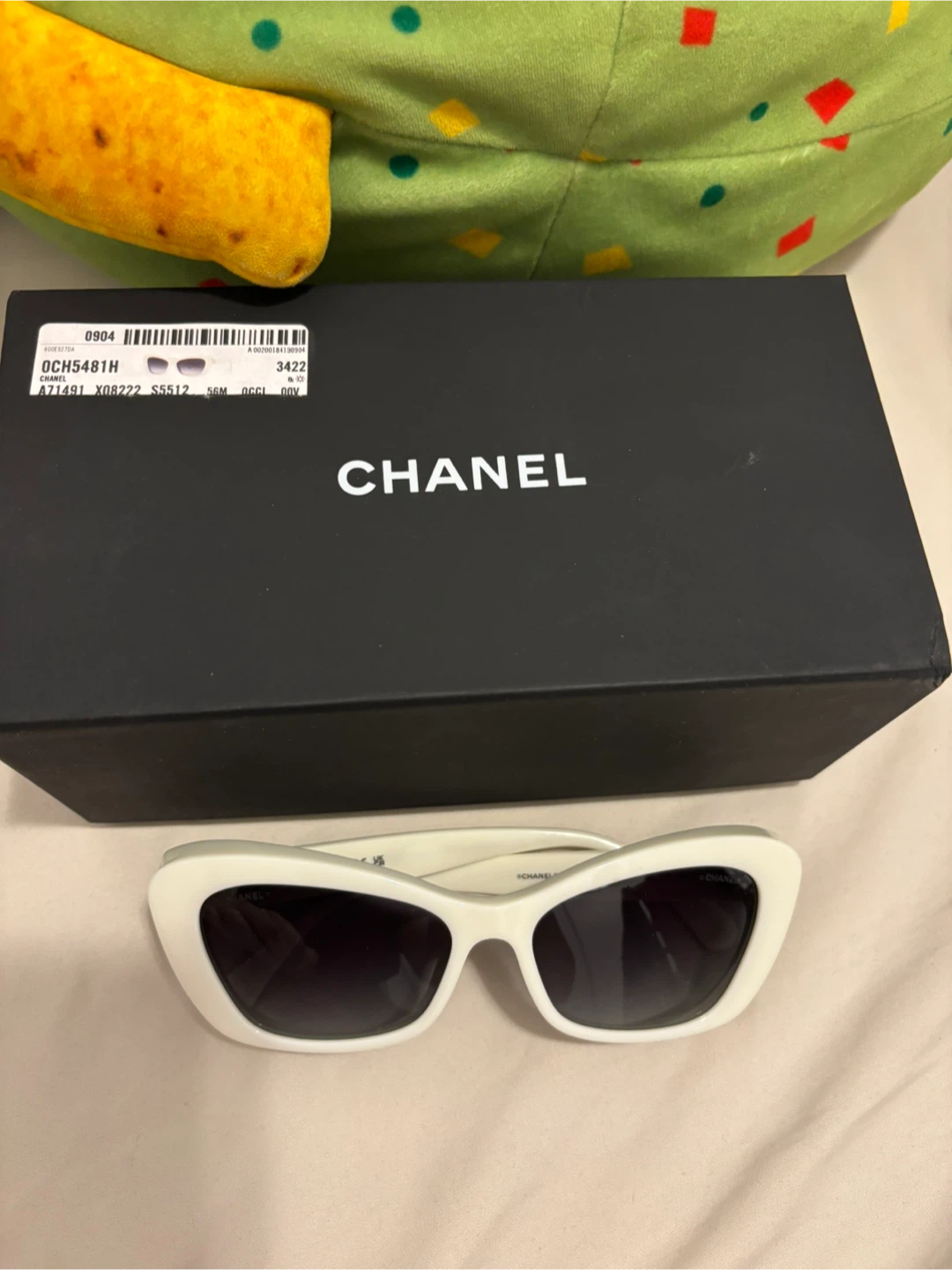 Chanel Cat Eye Sunglasses - White Frame - photo 2