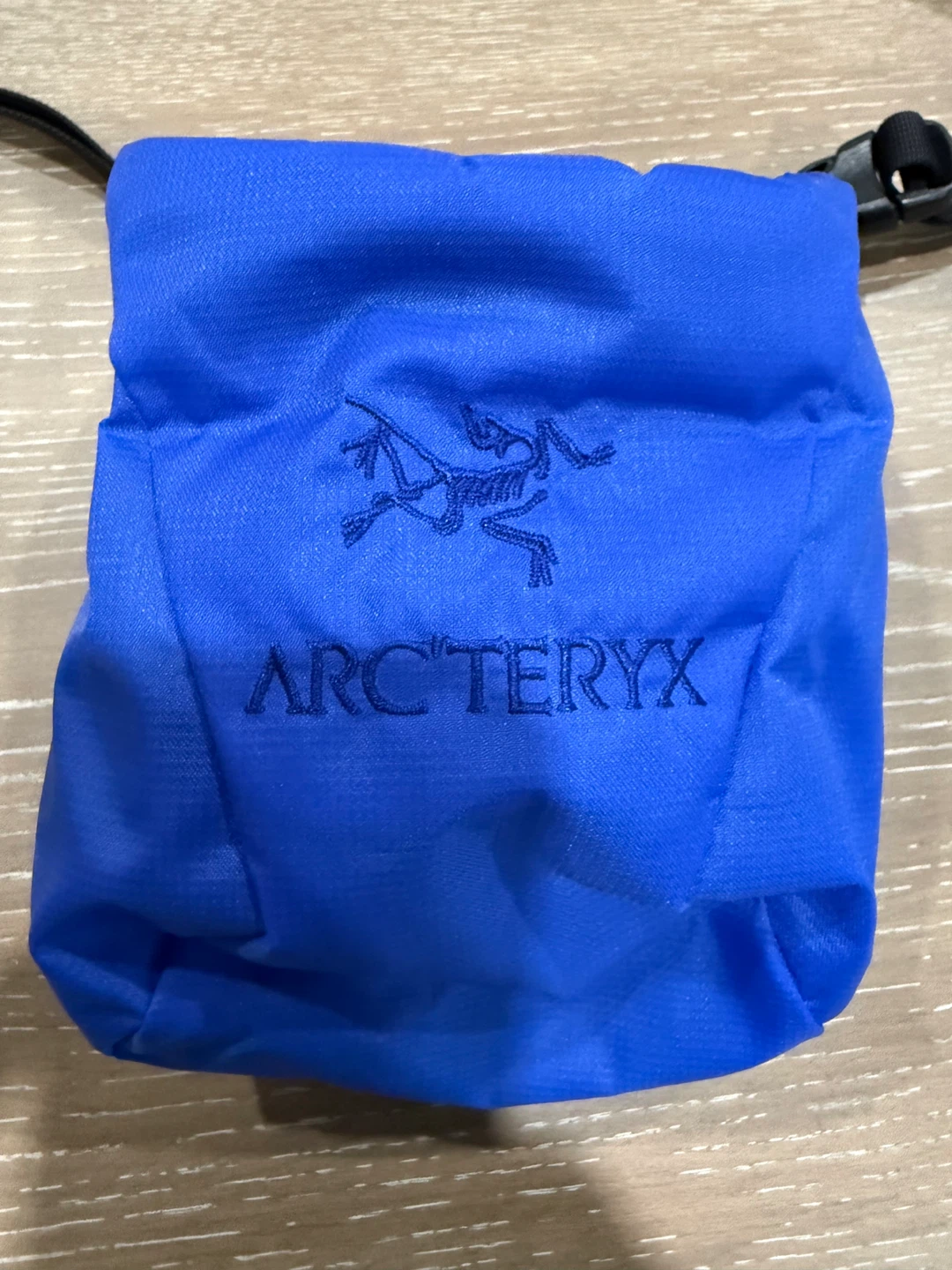 Arc’teryx Ion Lightweight Chalk Bag - photo 4