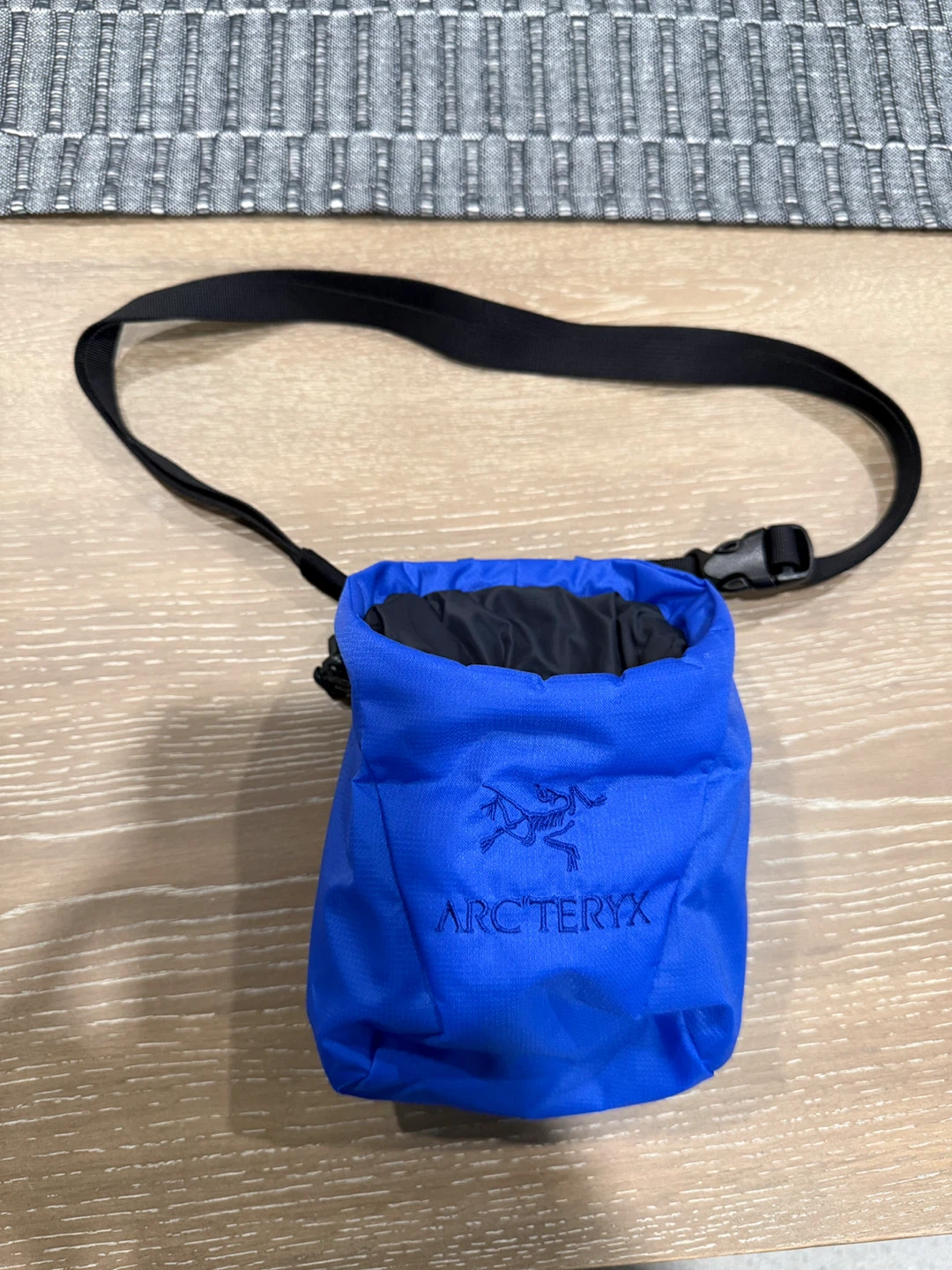 Arc’teryx Ion Lightweight Chalk Bag