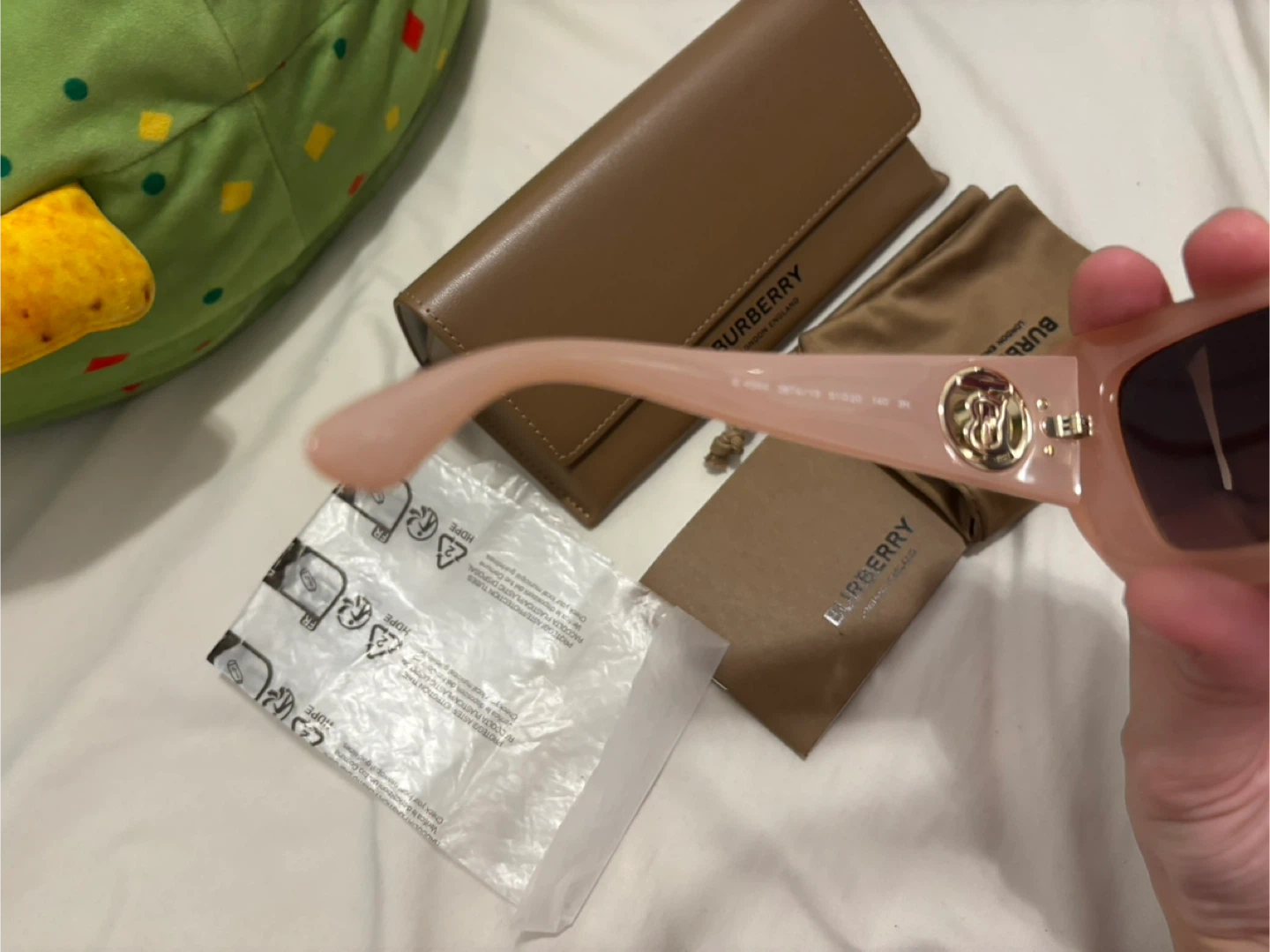 Burberry Sunglasses - Pale Pink, Includes Case & Dust Bag - photo 4