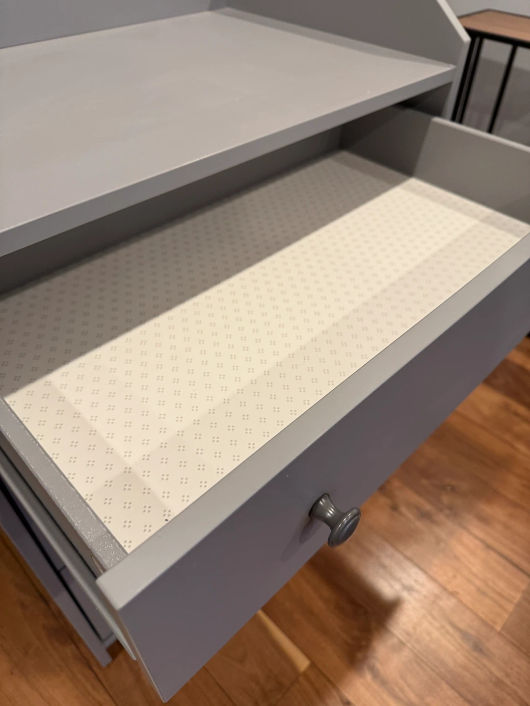 Gray 3-Drawer Dresser - photo 5