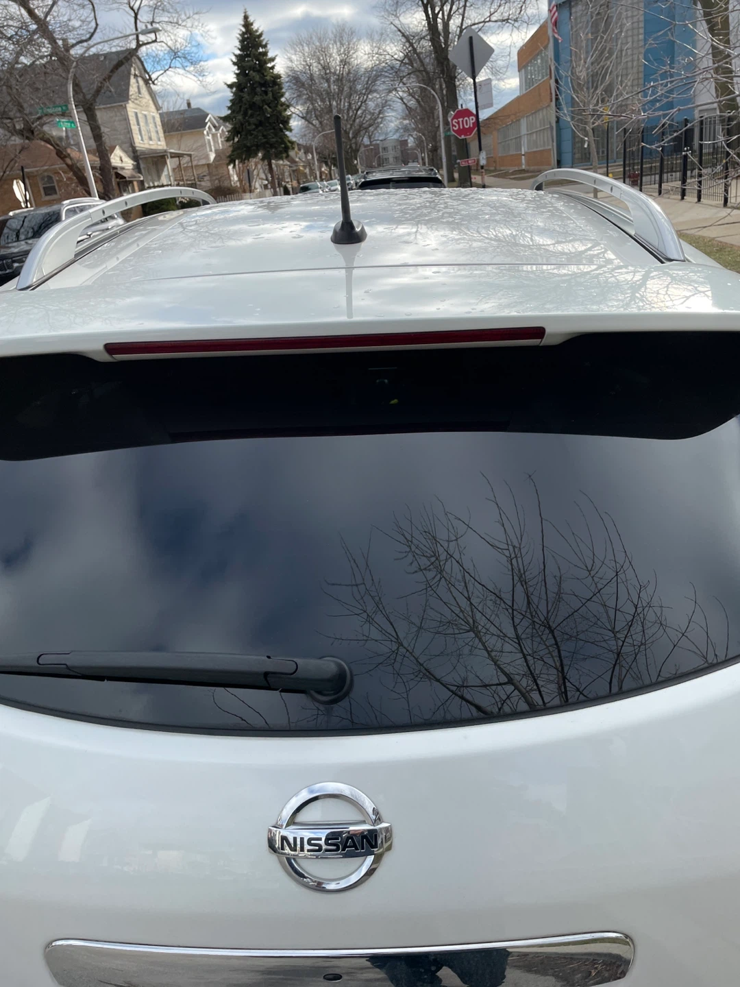 Nissan Rogue SV AWD White SUV - photo 4