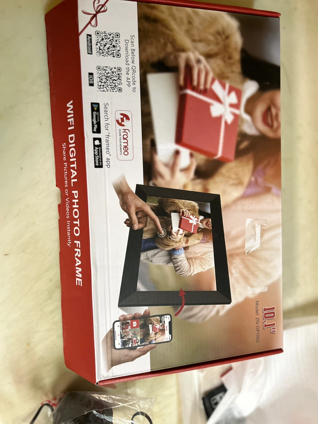 Frameo 10.1" WiFi Digital Photo Frame - photo 5