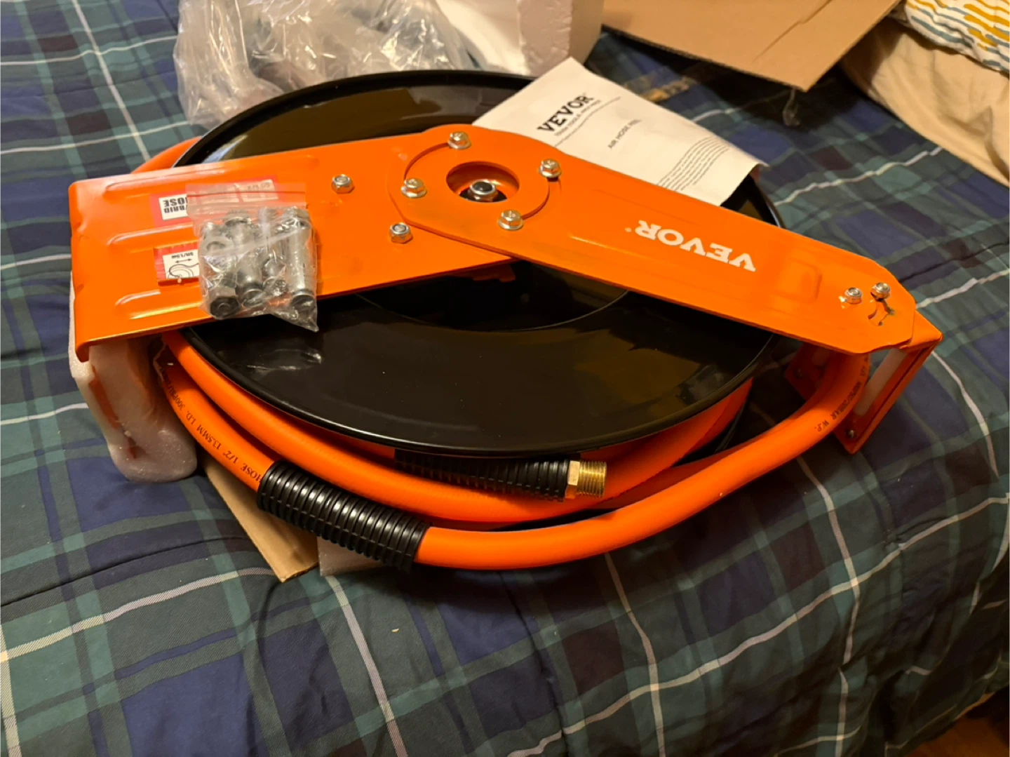 VEVOR Air Hose Reel - NEW! - photo 2