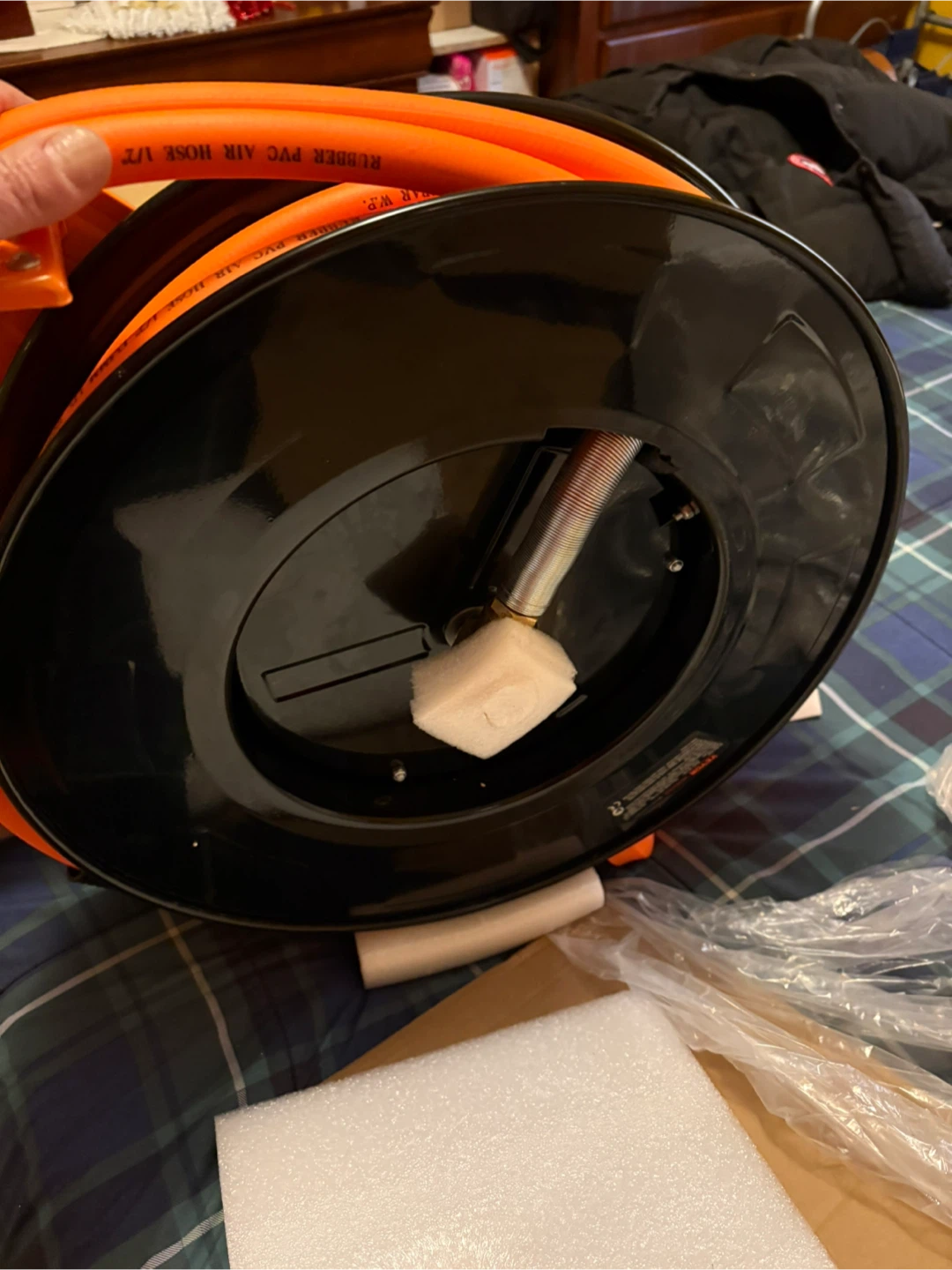 VEVOR Air Hose Reel - NEW! - photo 3