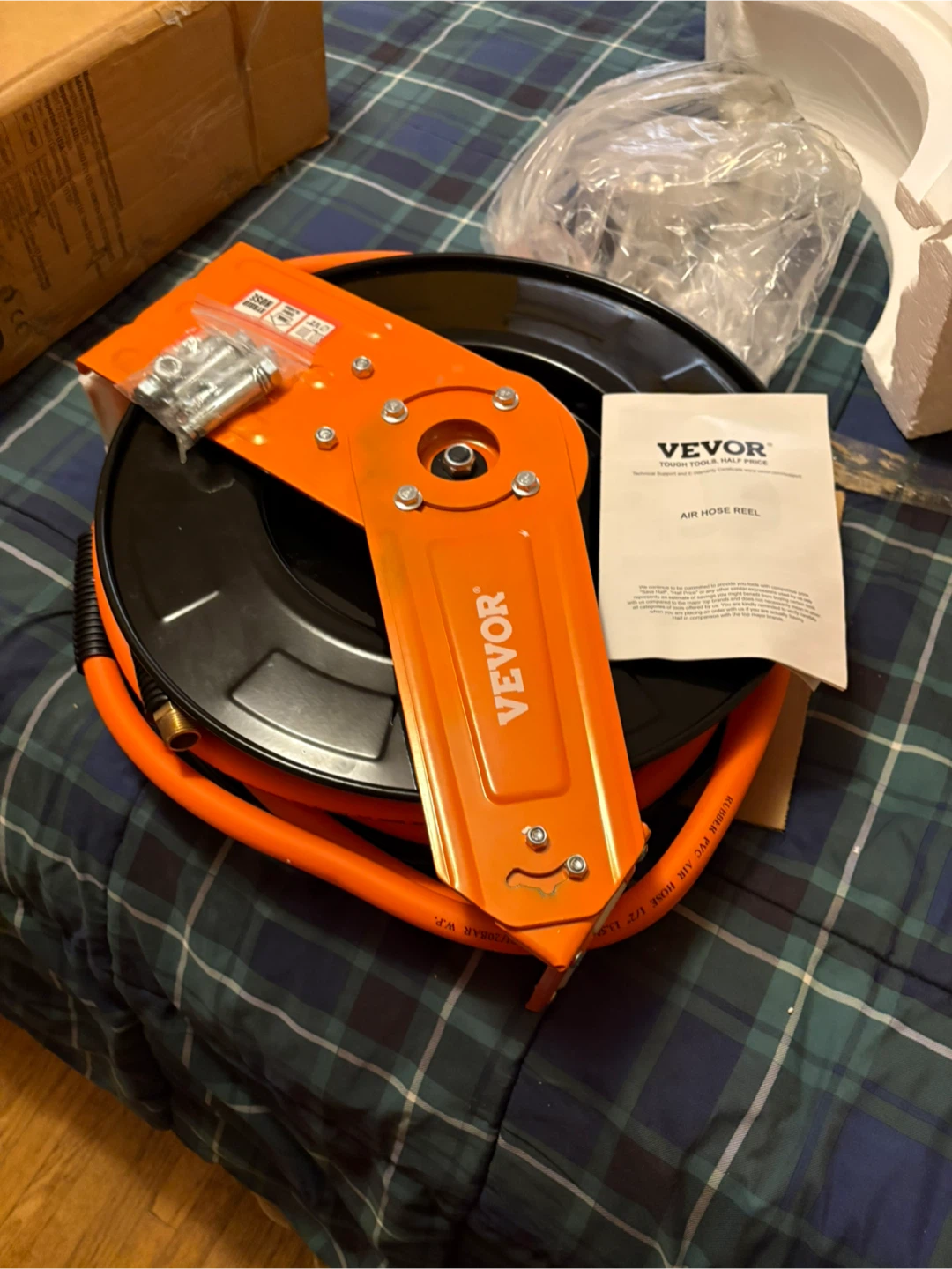 VEVOR Air Hose Reel - NEW! - photo 4
