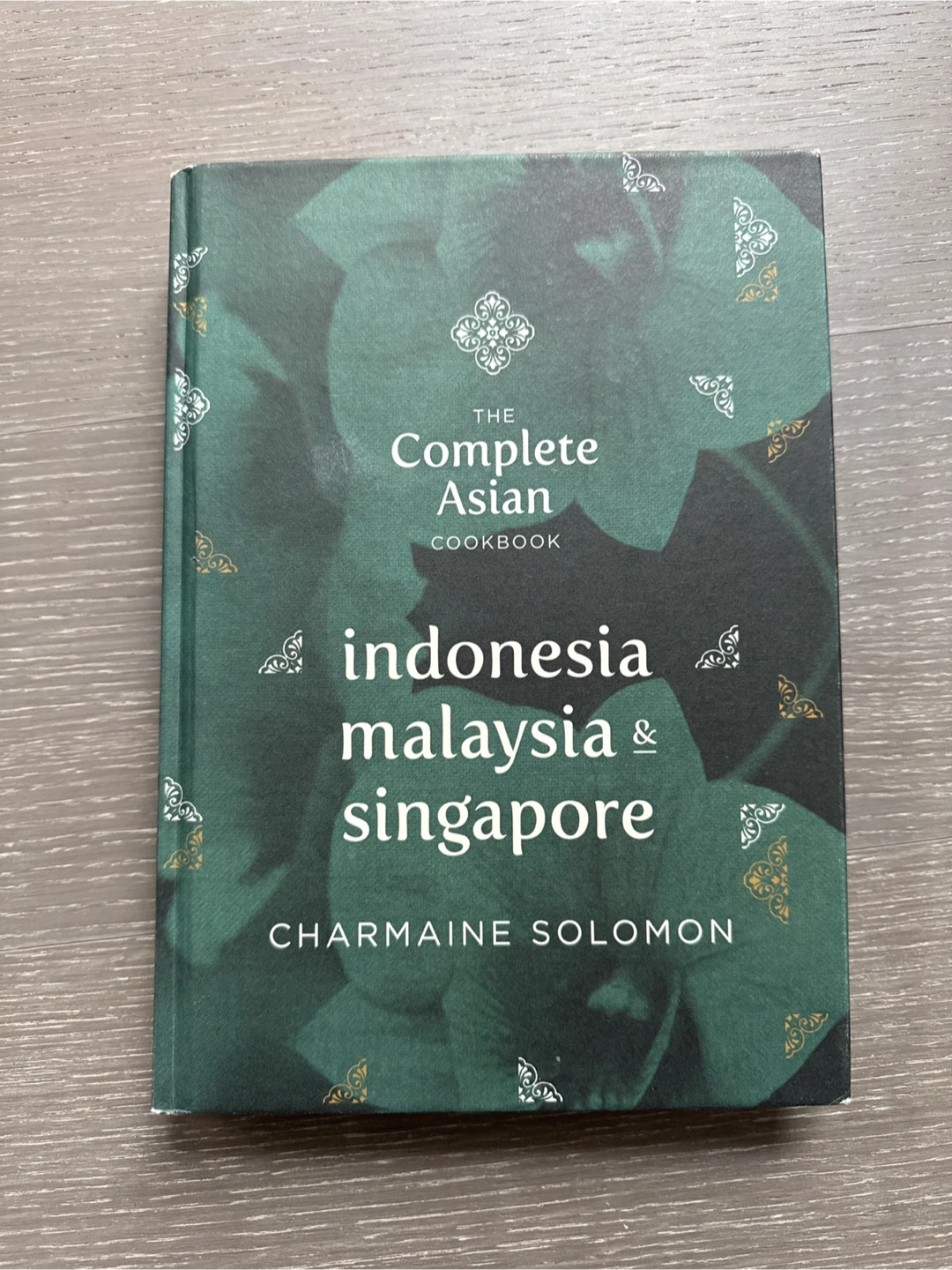 The Complete Asian Cookbook by Charmaine Solomon