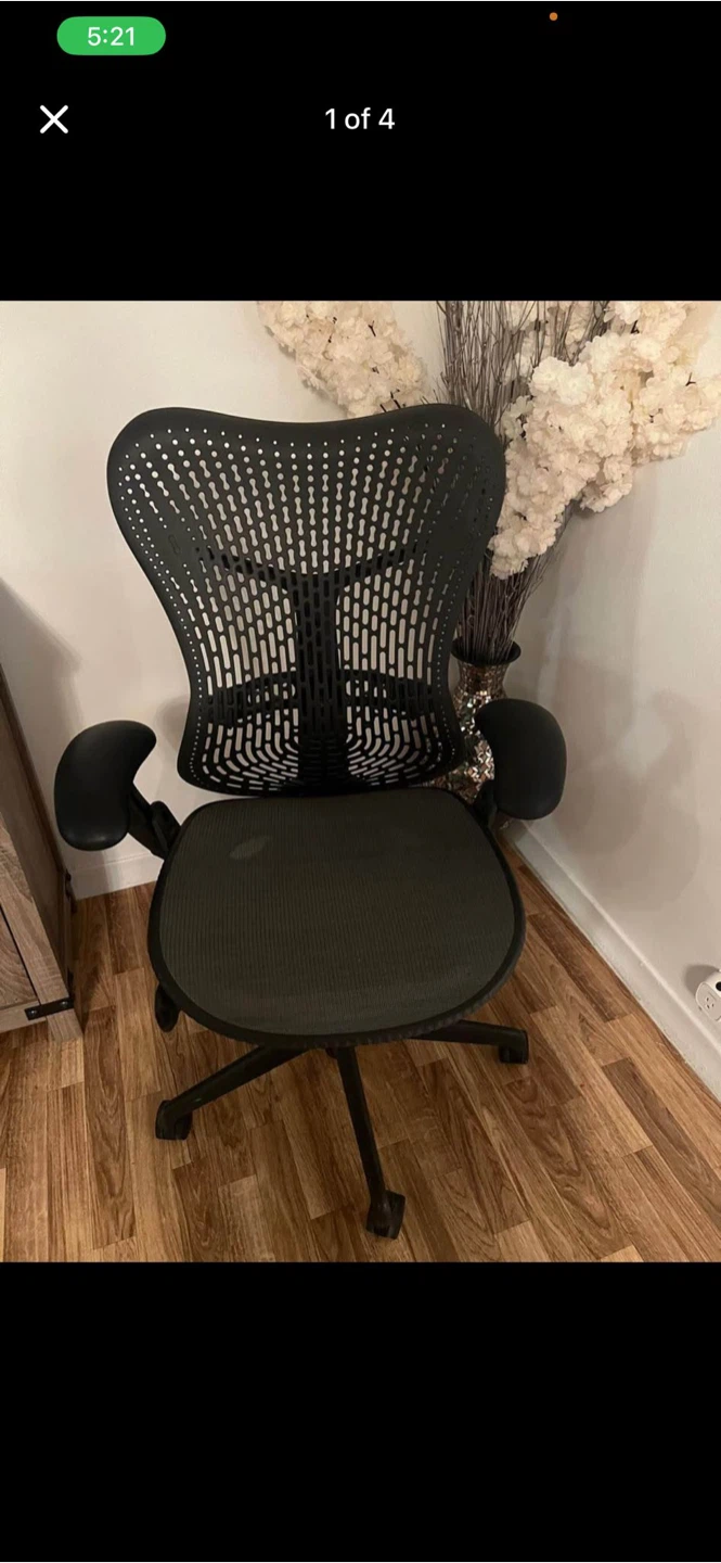 Herman Miller Mirra Chair - Black - photo 4