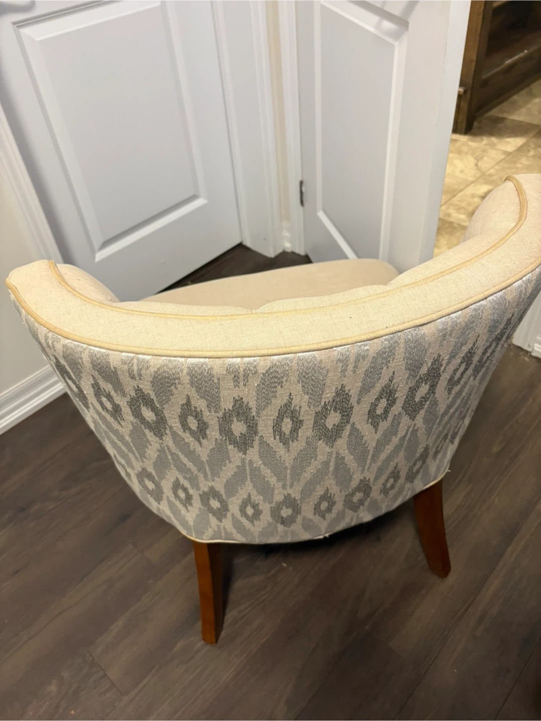 Upholstered Accent Chair - Beige - photo 4