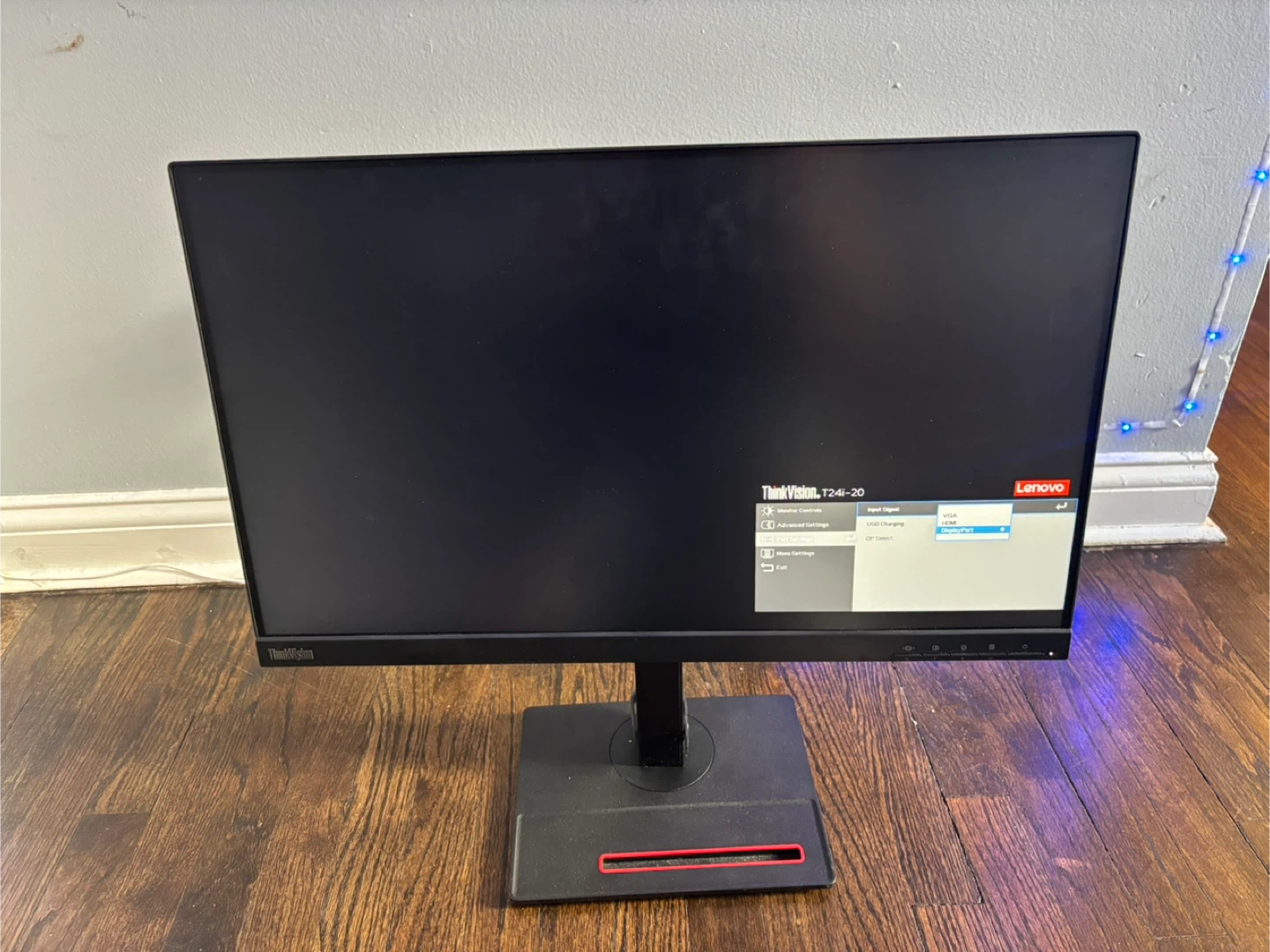 Lenovo ThinkVision T24i-20 24" Monitor - photo 3