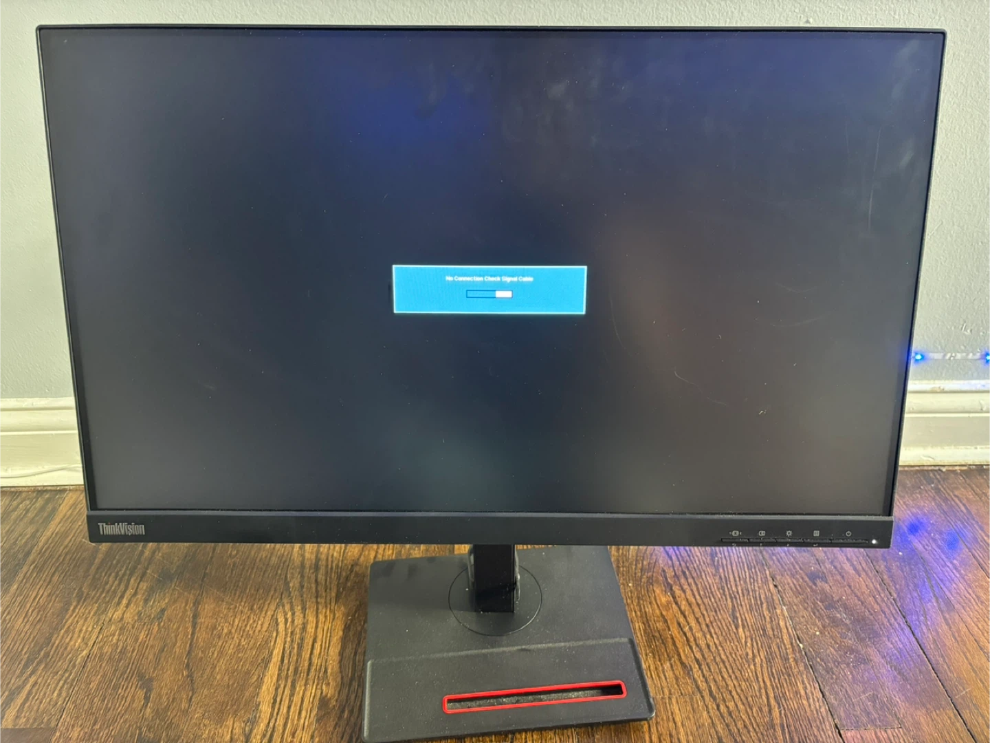 Lenovo ThinkVision T24i-20 24" Monitor