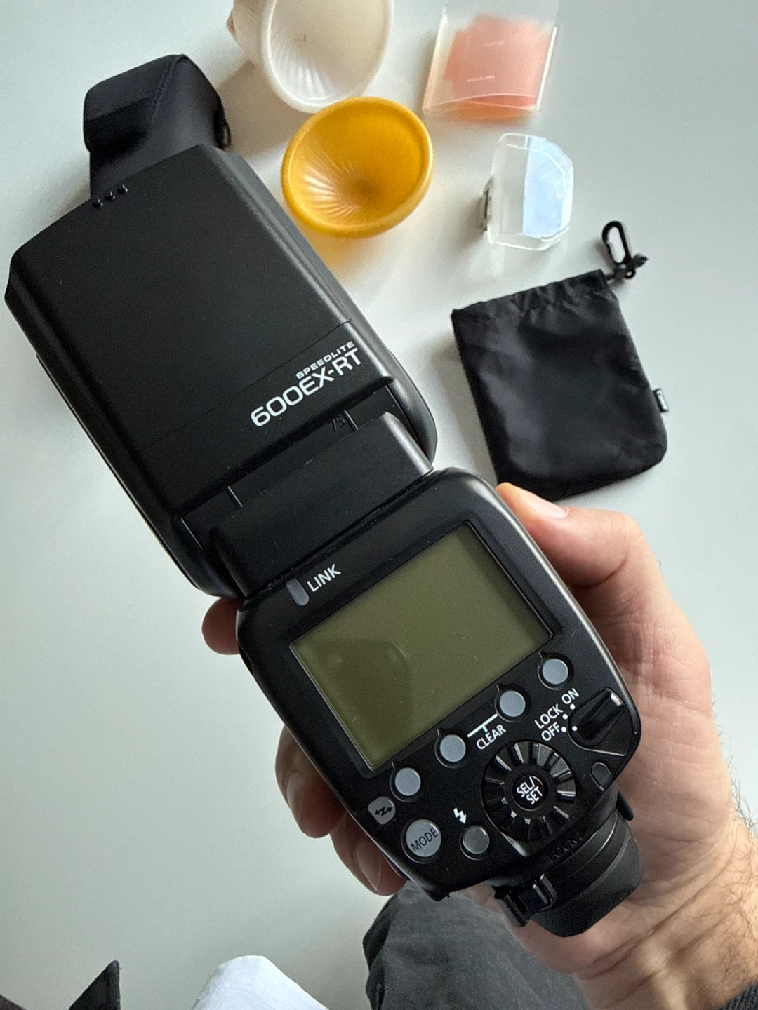 Canon Speedlite 600EX-RT Flash - photo 2