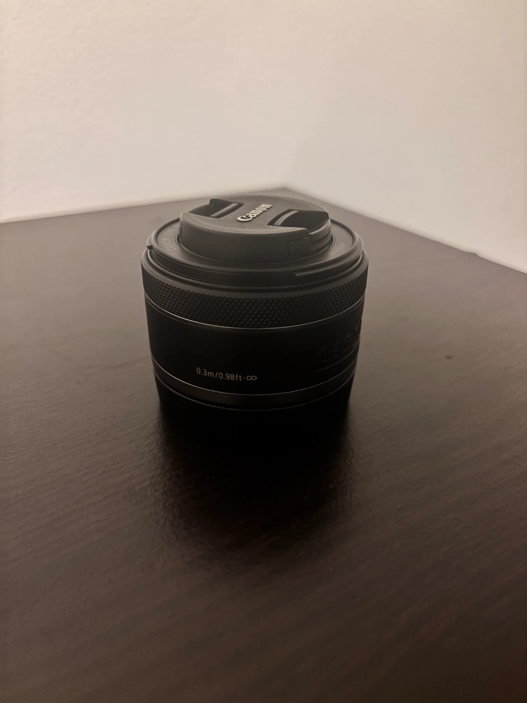 Canon RF 50mm F1.8 STM Lens - photo 2