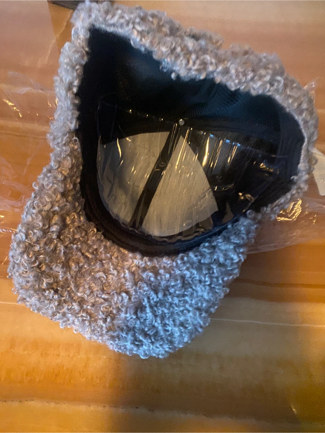 BRAND NEW Sherpa cap - photo 2