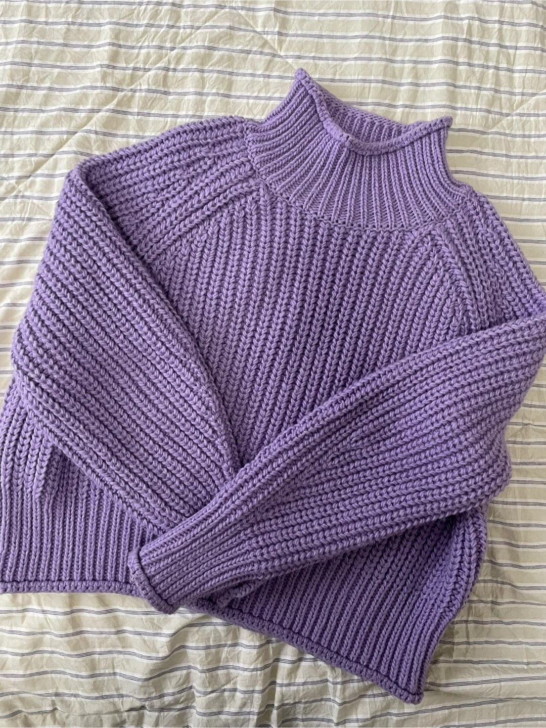 H&M Purple Knit Turtleneck - Size XL