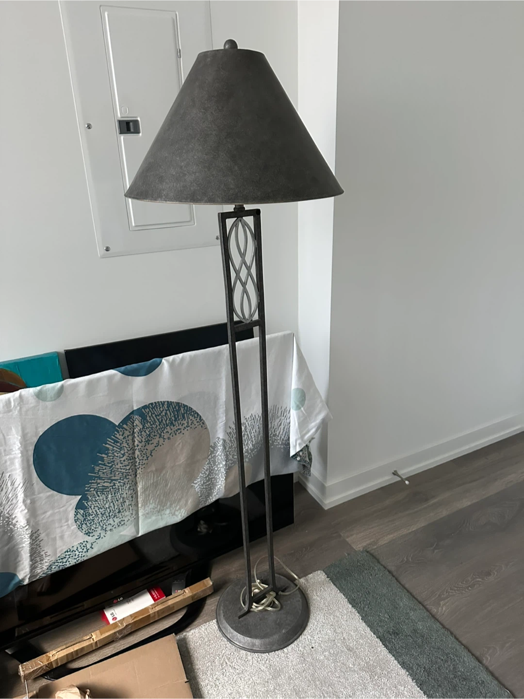 Floor Lamp - Grey