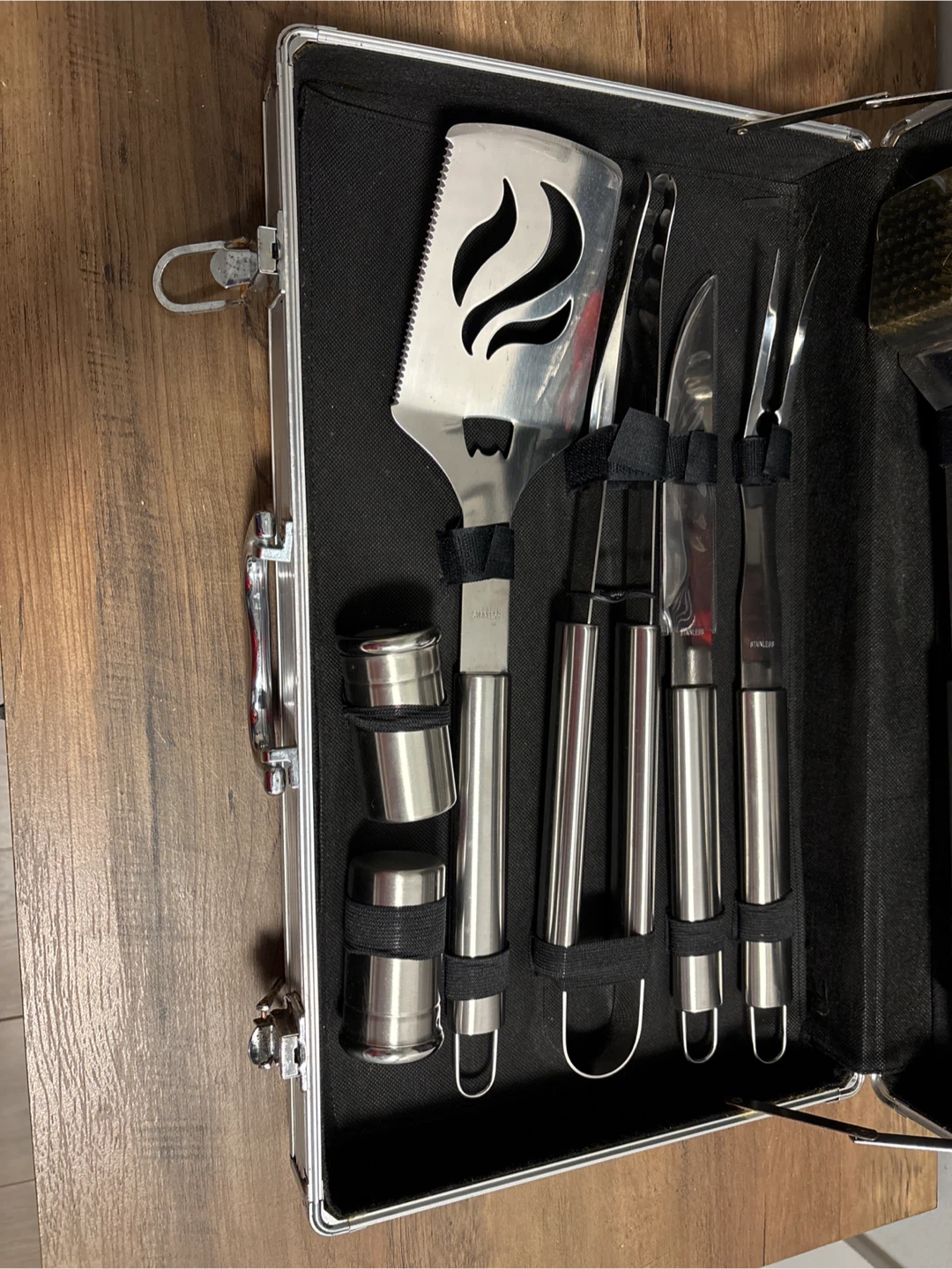 BBQ Grill Tool Set in Aluminum Case