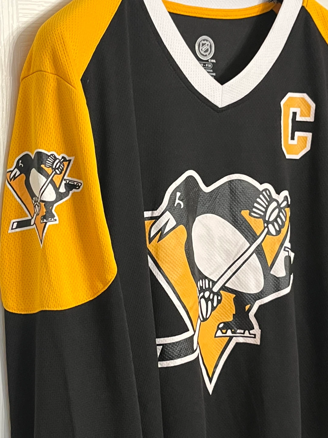 NHL Pittsburgh Penguins Jersey Men’s Size Medium - photo 4