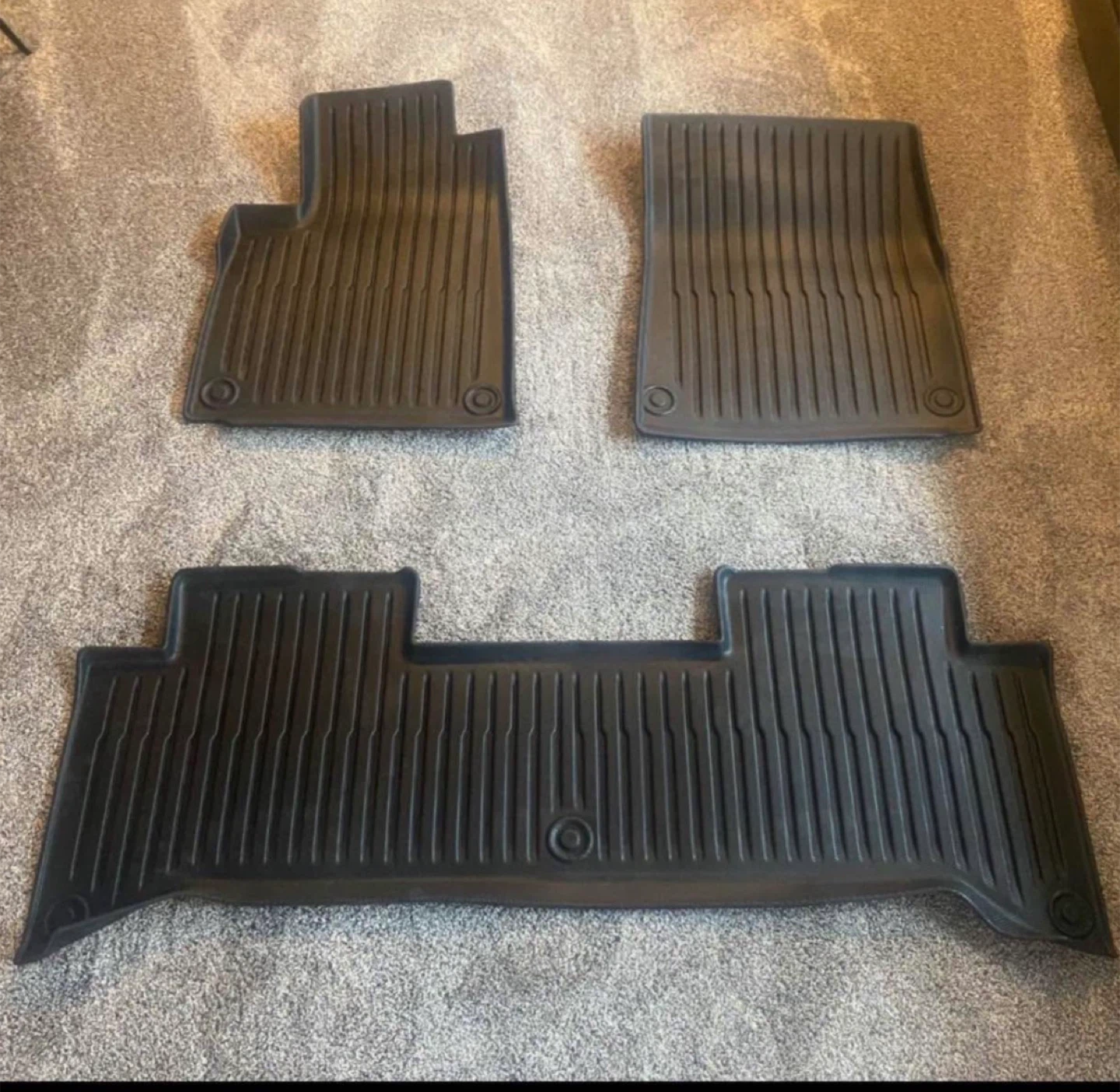 Rivian R1T 2022-2024, All-Weather Floor Liners