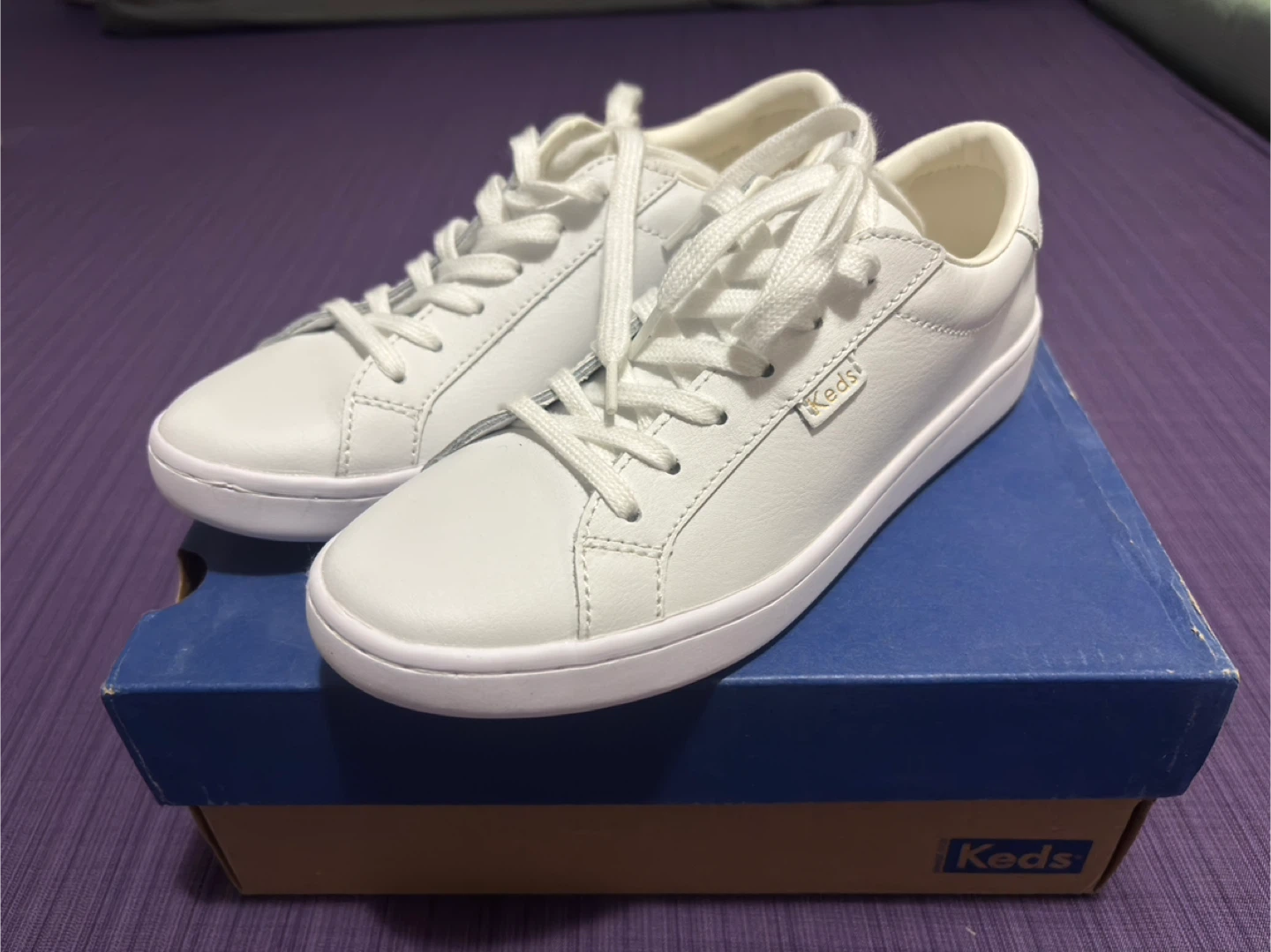 Keds Ace Leather White Sneakers - Size 5.5