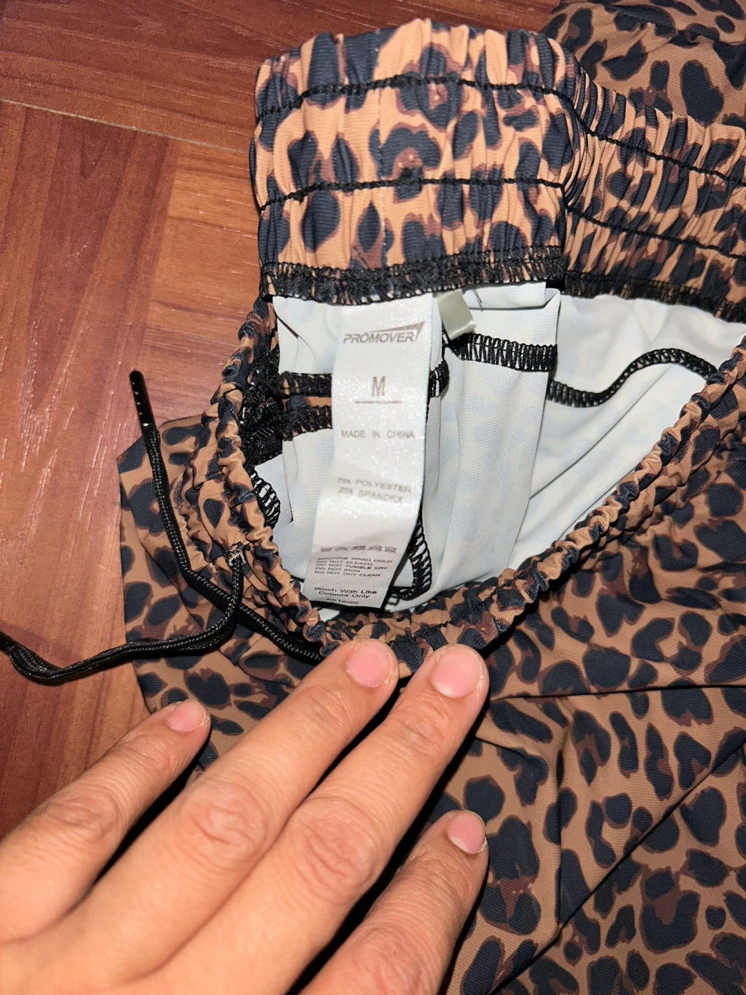 Women’s lightweight pants size M 🥕 - photo 2