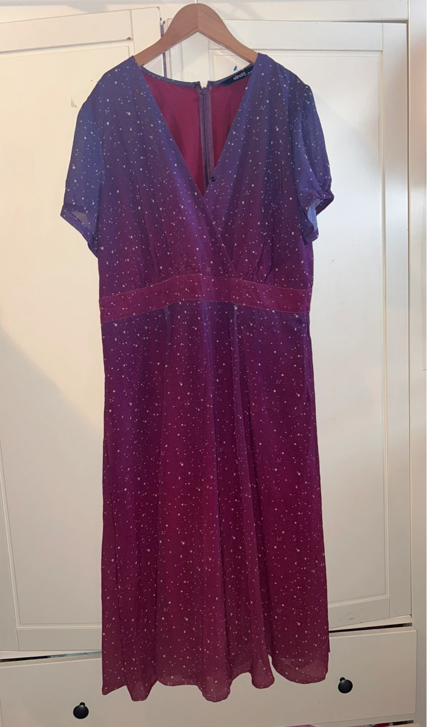 Dress size XL 16 🥕