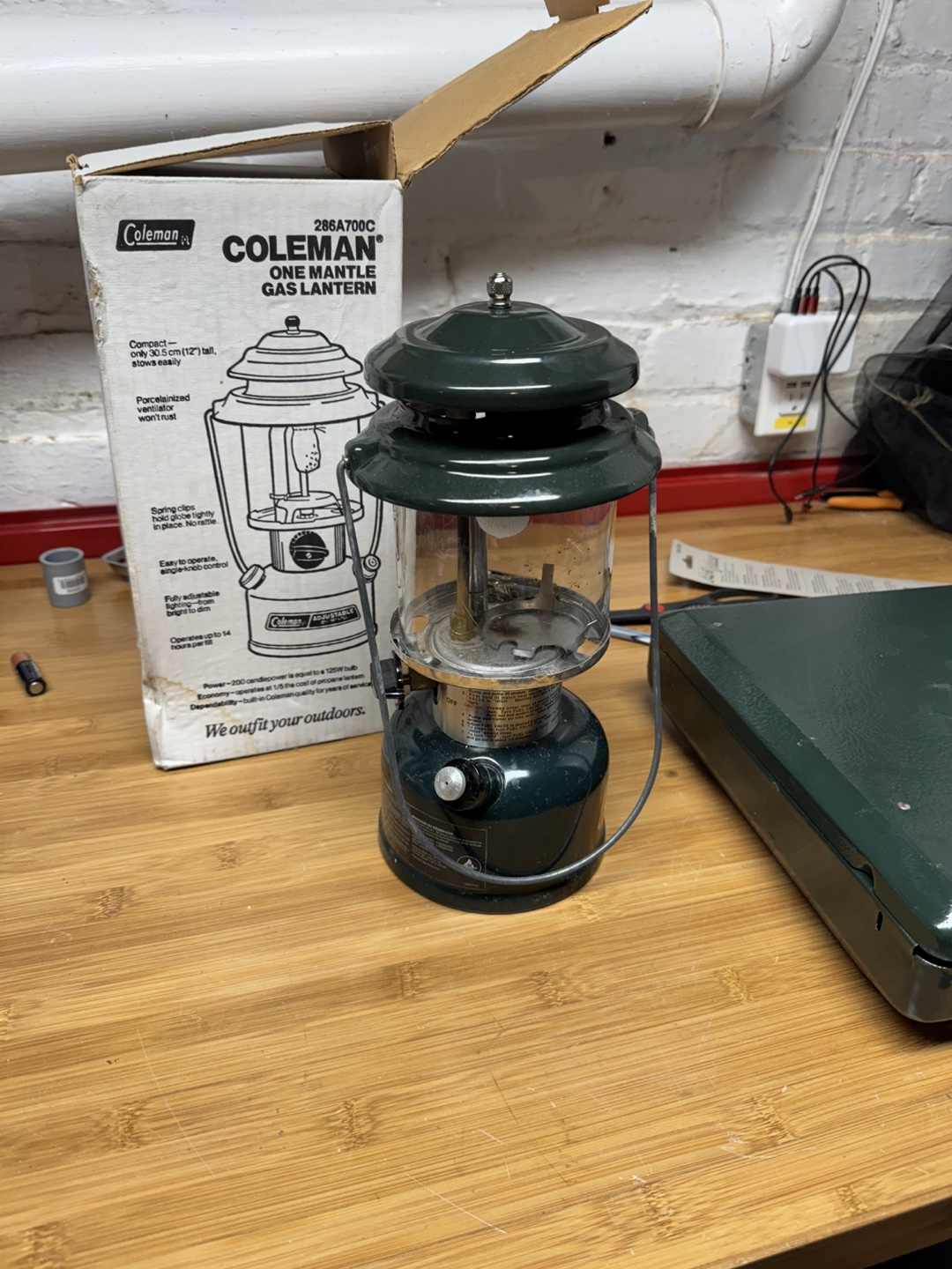 Coleman Propane Stove & One Mantle Gas Lantern