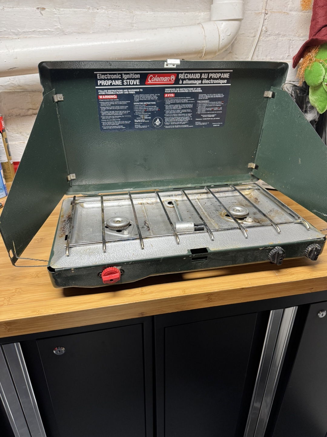 Coleman Propane Stove & One Mantle Gas Lantern - photo 2