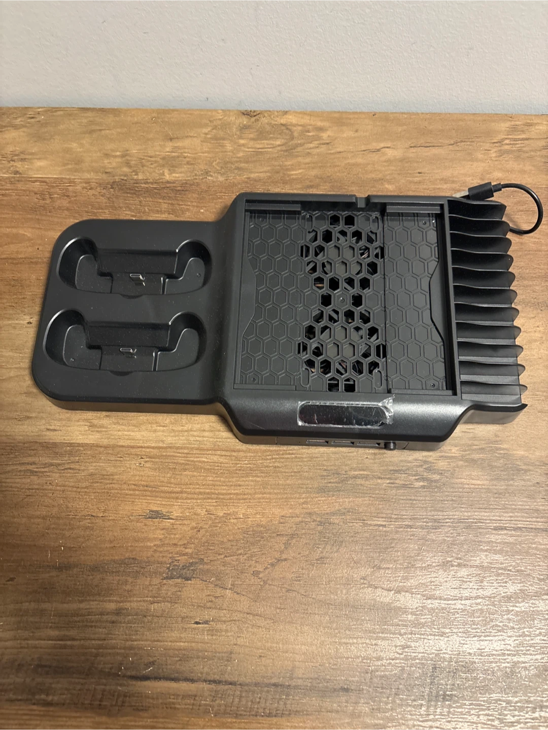 KJH Multi-Function Charging & Storage Stand for Xbox - photo 3
