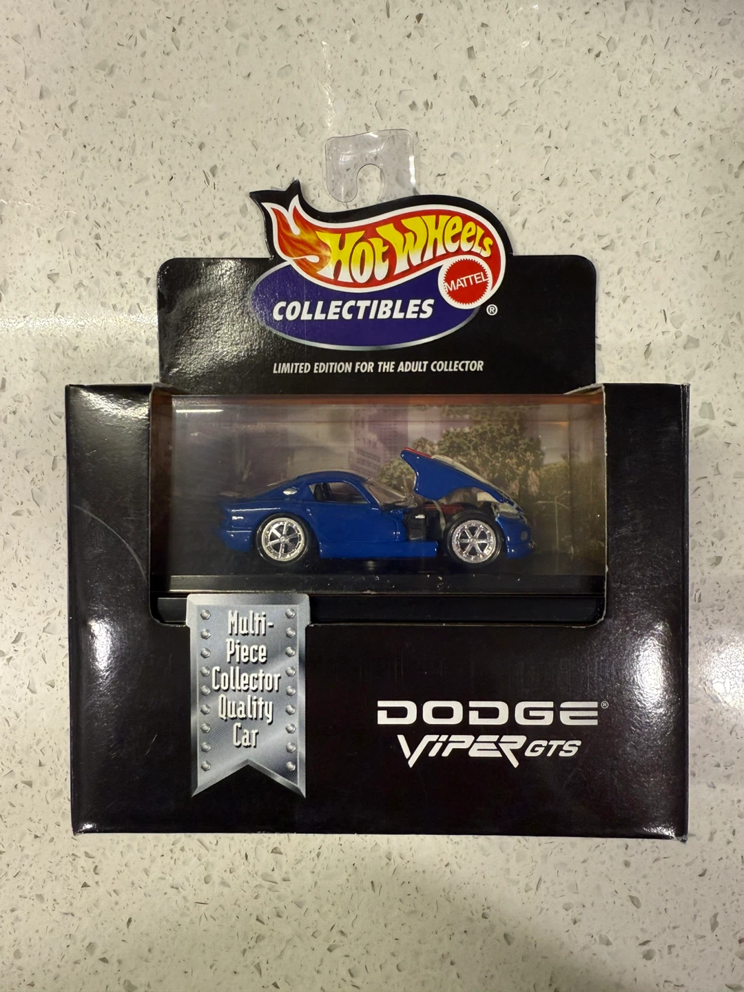 Hot Wheels Limited Edition Collectible Dodge Viper GTS