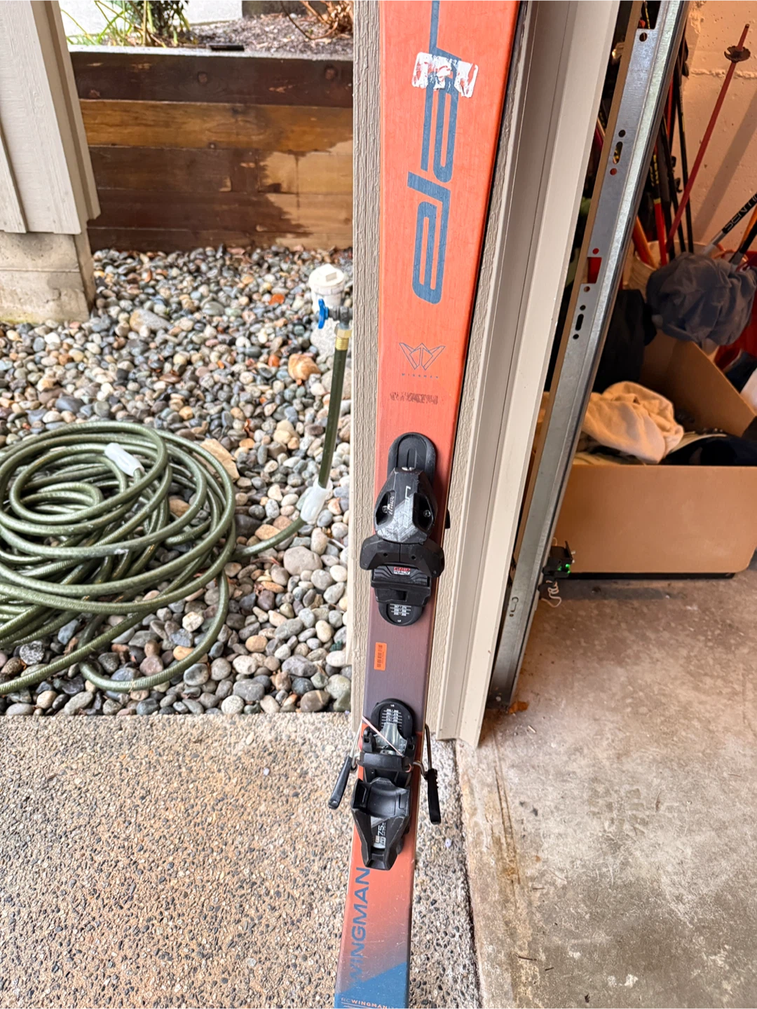 Elan Wingman 82 TI Skis